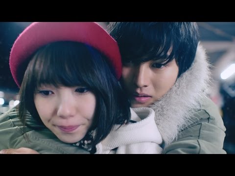 山崎賢人、CMで飯豊まりえにバックハグ GalaxyドラマCM「どんな君も、逃さない。告白」篇