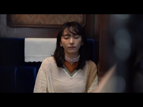 新垣結衣、CM撮影にはしゃぎすぎてうとうと? 可愛い笑顔披露 『GMO クリック証券』CMメーキング