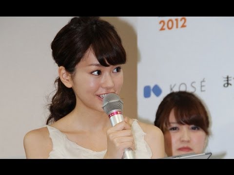 桐谷美玲登場! 「まつげ美人選手権2012」最終選考会