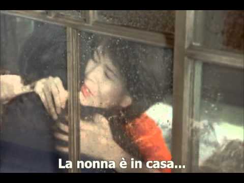 Acqua tiepida sotto un ponte rosso S ITA (scena) di Imamura Shohei