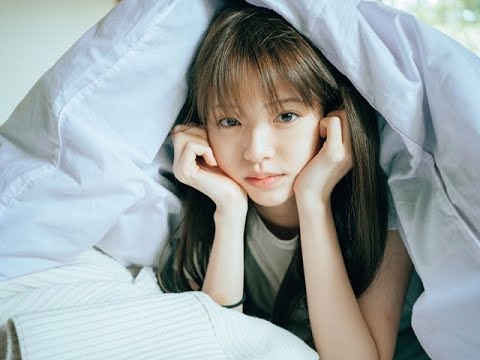 ニュース – 寝起きすっぴんも公開 注目女優・鈴木ゆうかの初写真集