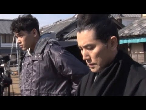 本木雅弘とイケメン息子がCMで共演!/サントリー天然水GREEN TEA CM + メイキング映像