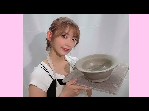 宮脇咲良、ろくろ回しに初挑戦「すごく楽しかった」(17LIVE ライブ配信番組 はじめてのろくろ体験 / 宮脇咲良)