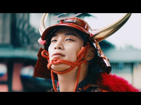 劇団EXILE・鈴木伸之、かつてないドヤ顔⁉︎かまいたちも思わずツッコミ 『アコム』 CM 「侍ビッグ3 『天下を取れるコーデ』 篇」