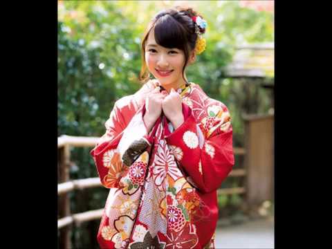 欅坂46グラビア 佐藤詩織 現役美大生の色白美肌にドキッ!