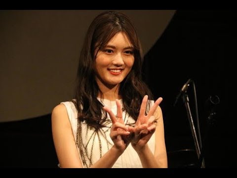 ✅ 女優で歌手の水谷果穂(22)が、22歳の誕生日の3日、都内でワンマンライブを行い、初作詞の未発表曲を披露した。また、ギターにも初挑戦した。水谷は「ギターは全く… – 日刊スポーツ新聞社のニュース