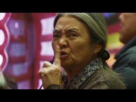 樹木希林の華麗なるパチンコ玉万引きシーン/映画『万引き家族』本編映像
