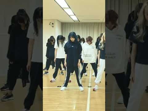 AKB48 根も葉もRumor フルver. 横山結衣 推しカメラ Dance Practice focus