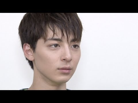 高杉真宙、成人してもまだお酒よりジュースが好き/映画『逆光の頃』インタビュー