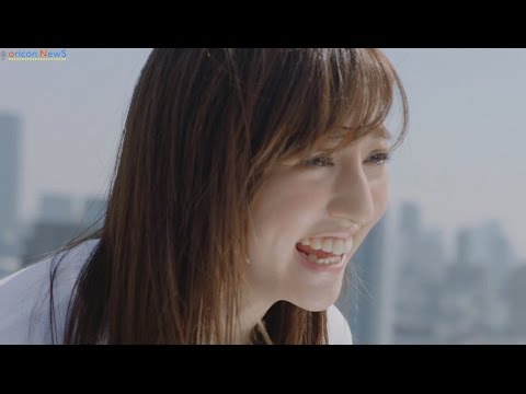 ”第二の山本美月”・堀田茜、”気持ちよさ”を全身で表現 「UQ mobile」の新TVCM[『思いっきり叫ぶ』篇&メイキング
