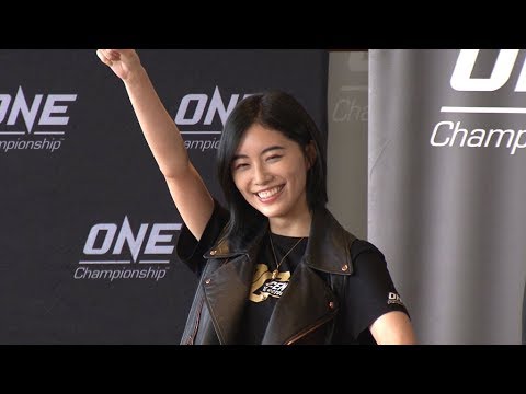 SKE48松井珠理奈、格闘技イベントを応援