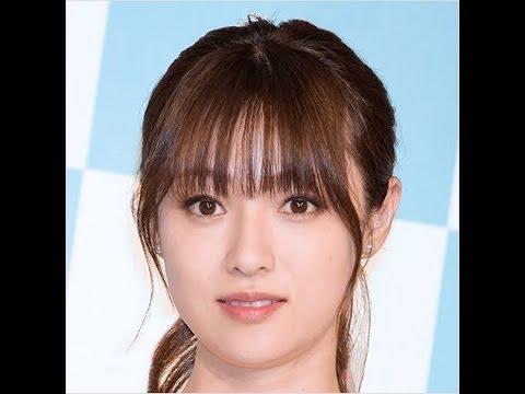 深田恭子“パツパツ水着姿”カレンダー告知にファン「複雑心境」のワケ