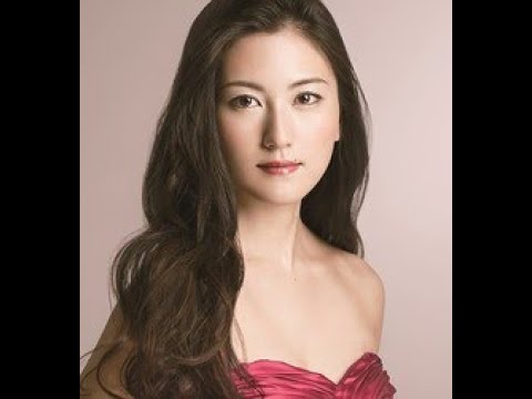 ソプラノ歌手・田中彩子、世界バレー開幕戦で両国の国歌を独唱