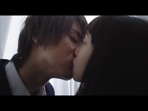 中川大志、飯豊まりえに“カーテンの刑”!?『きょうのキラ君』特報