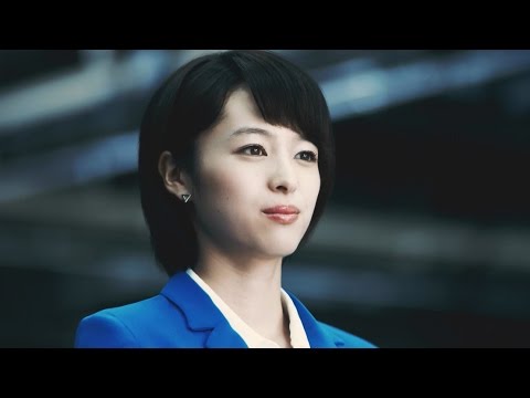 清野菜名、無視され続けるもひたむきに笑顔 アマノ新TV-CM「私はアマノ」篇