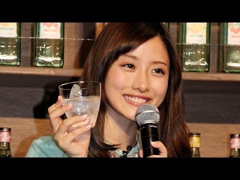 石原さとみ「グイグイ飲める」 「ふんわり鏡月」イベント(1)