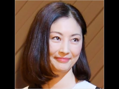 常盤貴子、ゆったり衣装も関係ナシの“せり出しバスト”が圧巻すぎたッ!