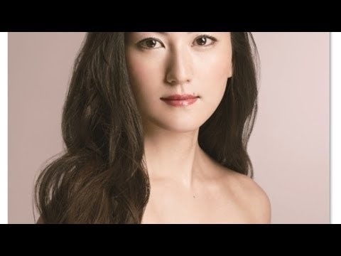 “天使の歌声”田中彩子、世界バレー開幕戦で日本とアルゼンチン両国国歌独唱| News Mama