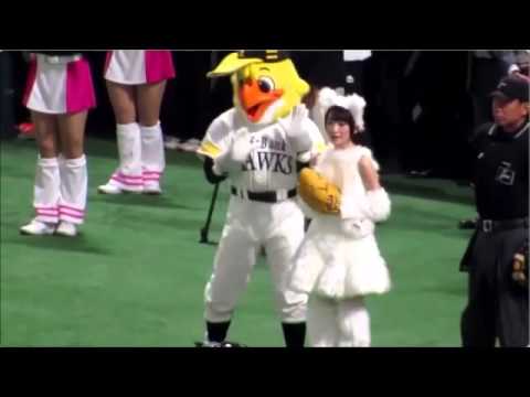 【生駒里奈】始球式に生駒里奈登場! あれ私!ってやってる仕草がかわいい 生駒里奈始球式動画