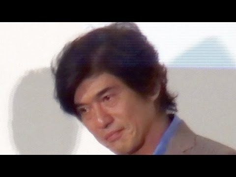 佐藤浩市 妻のサプライズ手紙に男泣き 見終わった後に温かい気持ちになれる 映画『愛を積むひと』初日舞台挨拶