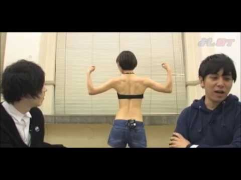 かわいすぎる女子ボクサー安田由紀奈が水着で肉体美を披露