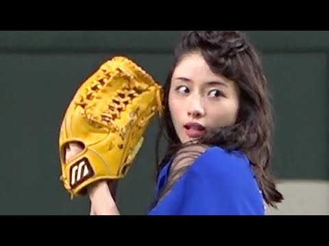 石原さとみ、今年は三浦大輔投手の2段投法で始球式/サントリードリームマッチ2018