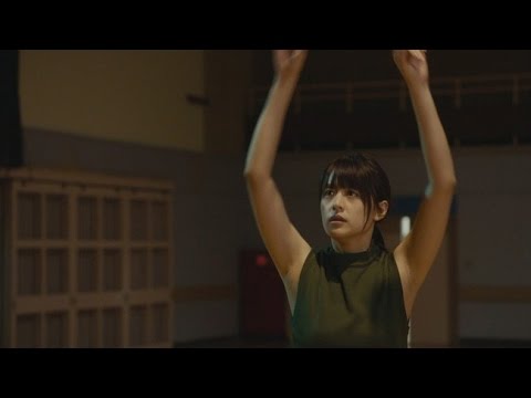 山本美月がドラマでノースリおっぱい、お尻、ワキ全開でたまらん!!