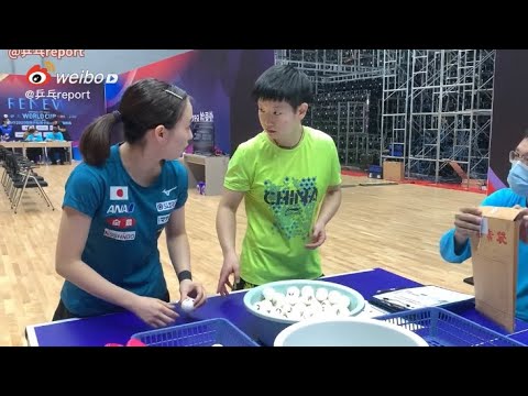 なんのユニフォーム着るの?と石川佳純に質問する孫穎莎!