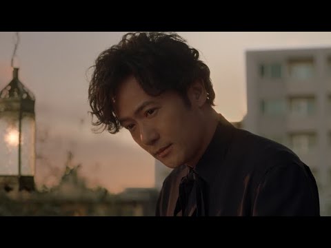 稲垣吾郎、ワイン愛をスマートに語る姿がかっこいい!おちゃめな笑顔にも注目 『ノンアルでワインの休日』新CM