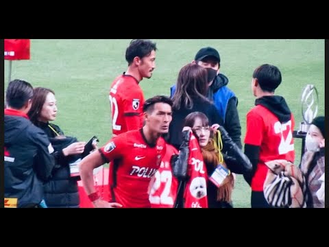 🔴ラブラブする女優『高梨臨』&夫の槙野智章選手!浦和レッズ Jリーグサッカー日本代表DAZN#浦和レッズ#サッカー日本代表#DAZN#shorts