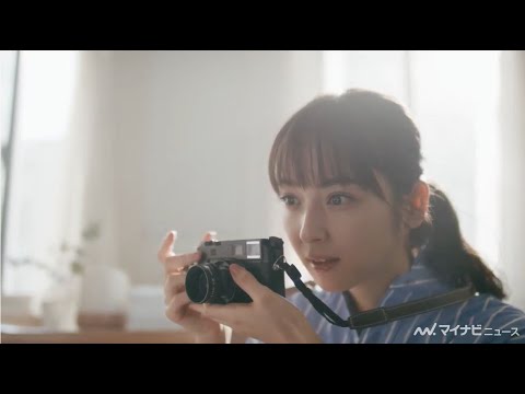 佐々木希が美人カメラマンに! カラダファクトリー新CM公開