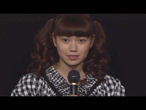 二階堂ふみ登場! 映画「ほとりの朔子」初日舞台あいさつ