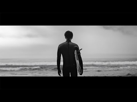 三浦翔平、サーフィンでリフレッシュ(ブランドムービー I.W.HARPER /三浦翔平)
