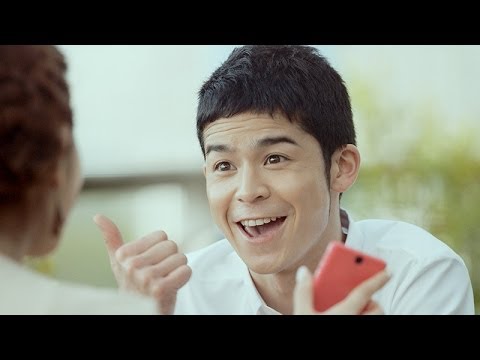 筧美和子、てっちゃんとCM初共演 「メルカリ」CM 「お土産だった」編