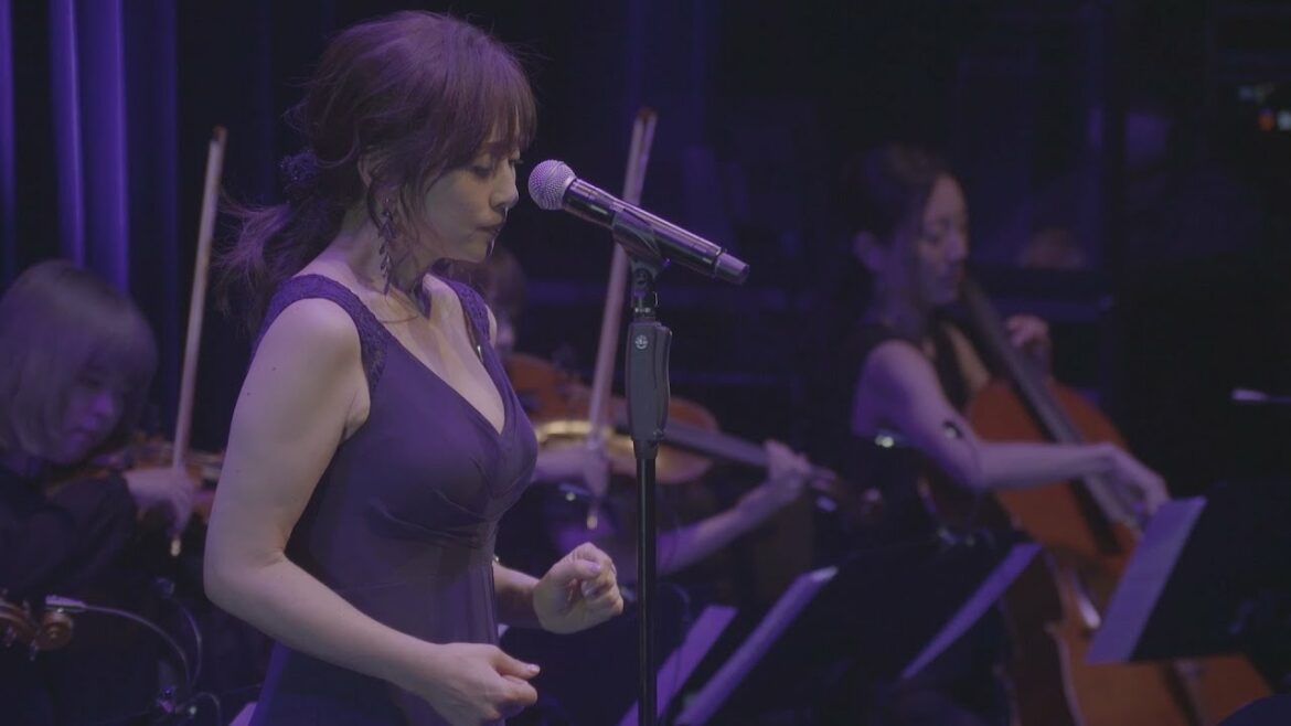斉藤由貴「予感」(Billboard Live Tour “水響曲”より)