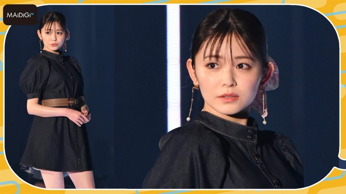 久間田琳加、超ミニワンピで美脚見せ TGCランウエーに登場