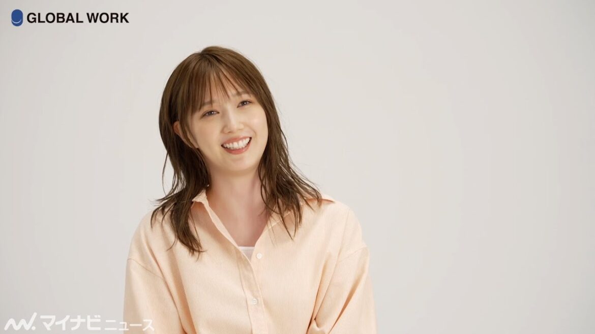 本田翼、春の鉄板コーデは「ブルーのシャツにトレンチコート」 GLOBAL WORK新CMインタビュー映像公開