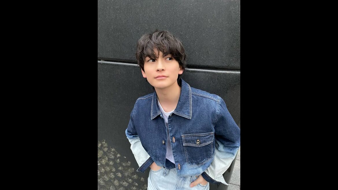 高橋文哉さんがデニムに興味を持ったきっかけは…? #vivi #高橋文哉 #デニム #デニムコーデ #ファッション #ootd #shorts #8loom #ブルーム