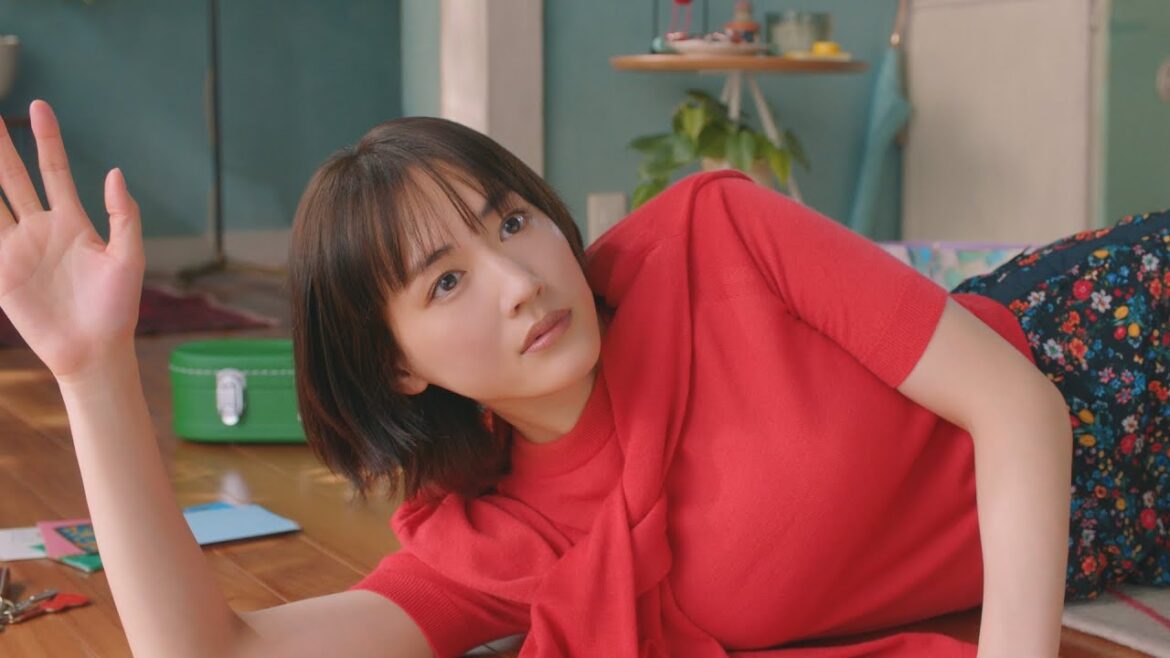 ジャイアントコーン 綾瀬はるか「しあわせが、とまらない」篇(15”)Glico CM