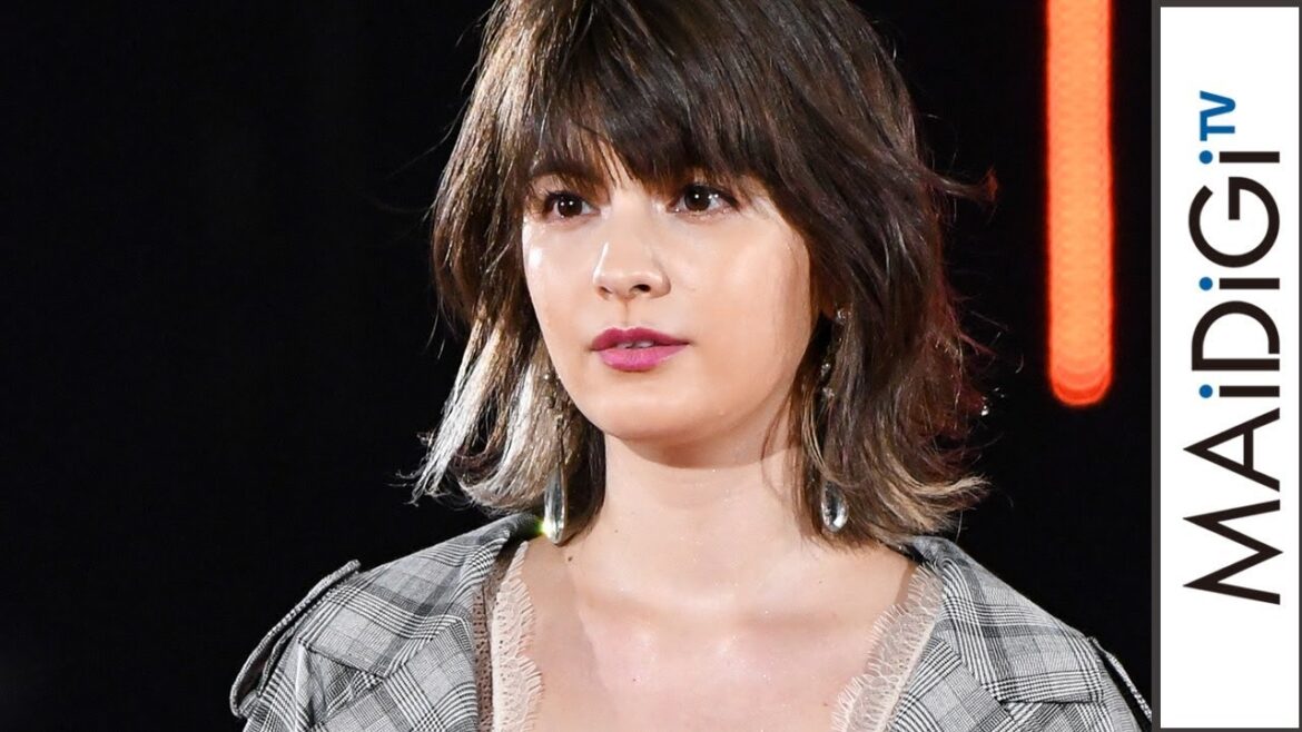 マギー、朝比奈彩、E-girls佐藤晴美、新川優愛が「DRWCYS」ステージに登場 「TGC2017A/W」