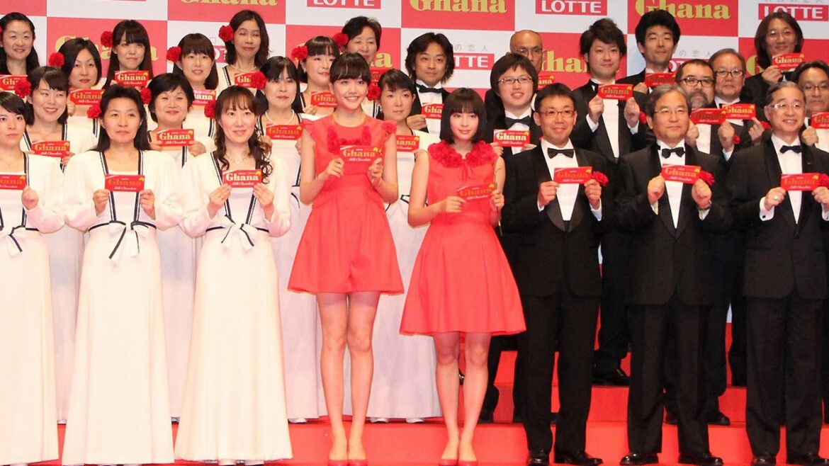 広瀬すず&松井愛莉、“背中を押してくれる”合唱に感動!母の日ガーナメモリアルイベント「hanaとGhanaでキモチを伝えよう」3