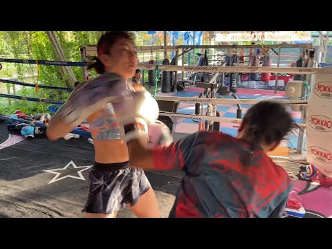 タイ🇹🇭強豪のジムへ行く