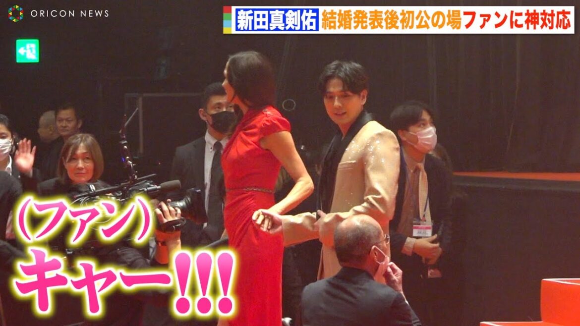 新田真剣佑、結婚発表後初公の場に登場 紳士なエスコート姿にファン歓喜 映画『聖闘士星矢 The Beginning』ジャパンプレミア