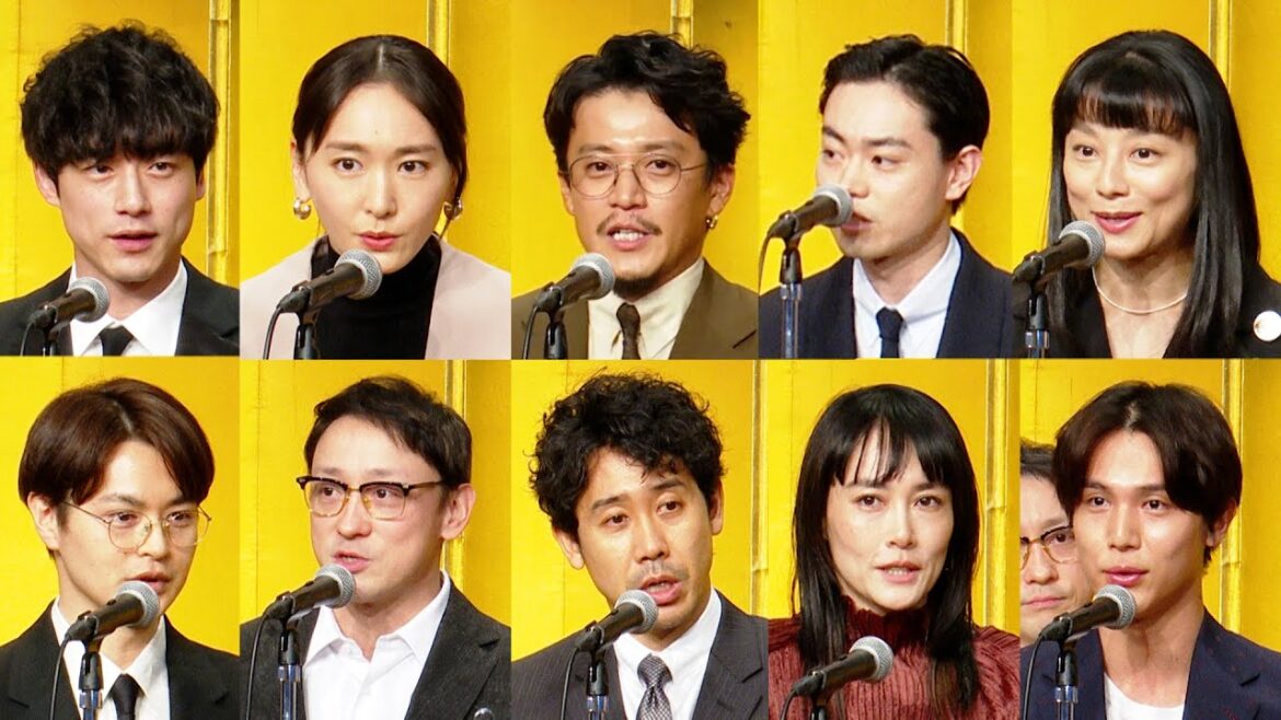 【鎌倉殿の13人】小栗旬&新垣結衣&菅田将暉らが三谷幸喜を祝福!大泉洋&小池栄子&山本耕史&坂口健太郎&中川大志ら再集結で豪華すぎる同窓会と話題に 向田邦子賞贈賞式