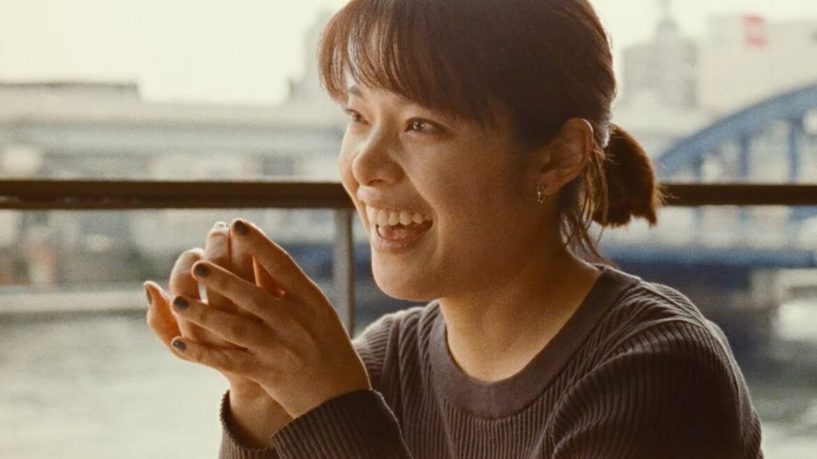 岸井ゆきの 悩みを抱えるも、友人と手話でランチ楽しむ/映画『ケイコ 目を澄ませて』本編映像