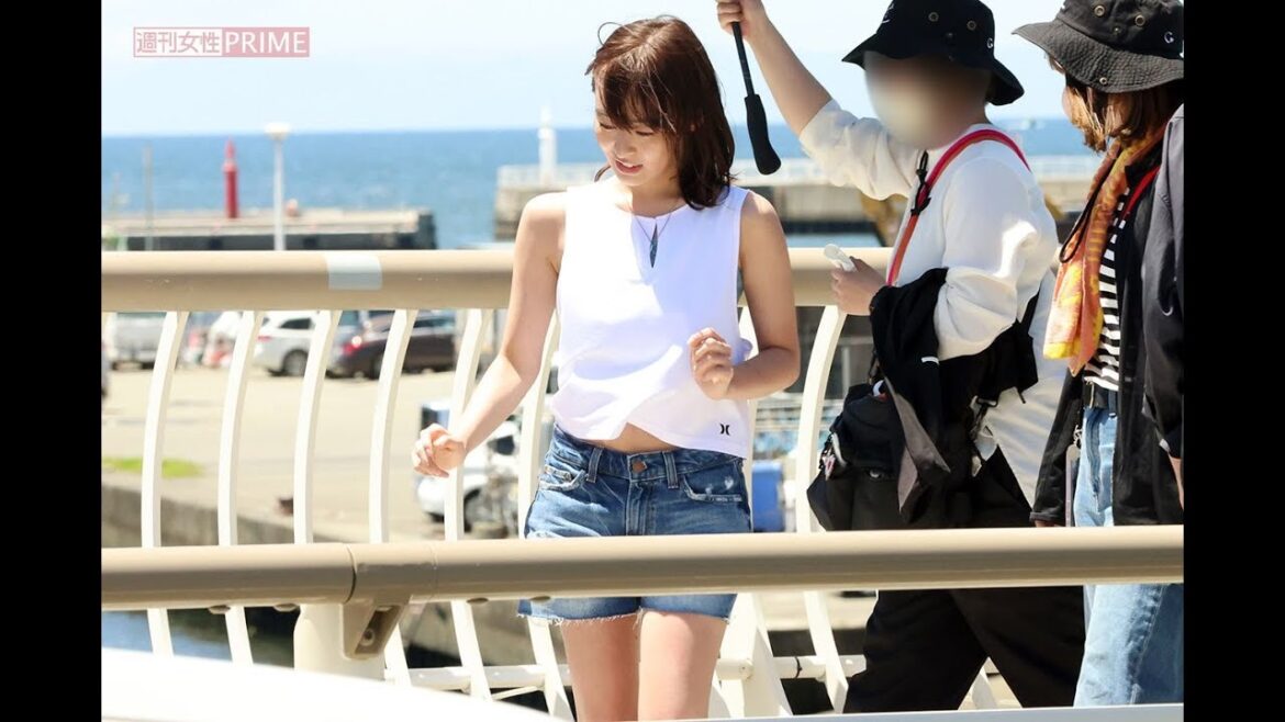 森七菜、フジ月9ドラマ『真夏のシンデレラ』海ロケでホットパンツ姿で“腹チラ”大はしゃぎ! 王道の恋愛ドラマ回帰で目黒蓮と川口春奈の『silent』になれる