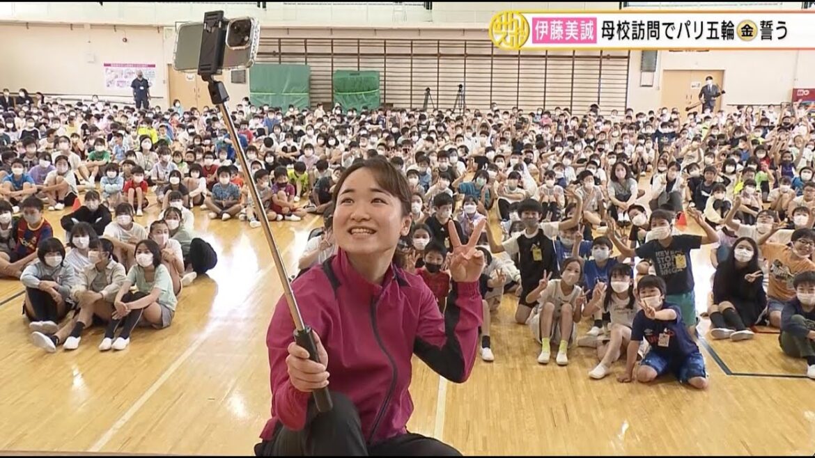 伊藤美誠 母校・磐田北小を訪問!パリ五輪に向け誓う「金メダルを持って帰ってきたい」