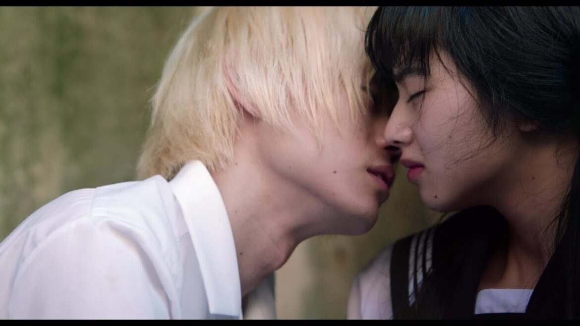 小松菜奈と菅田将暉のキスシーン 破裂しそうな10代の恋と衝動を描くラブストーリー!『溺れるナイフ』特報