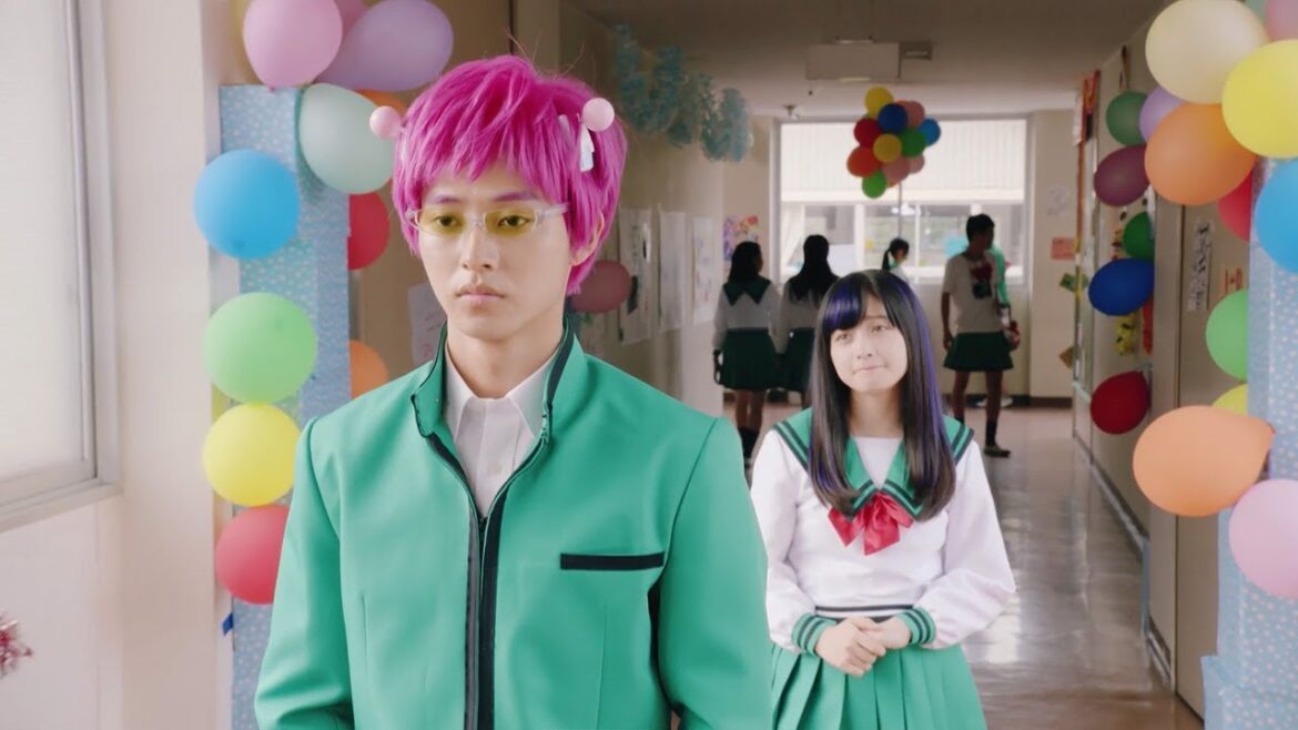 山崎賢人、“完璧美少女”橋本環奈のアプローチを完全スルー 映画「斉木楠雄のΨ難」テレビスポット映像