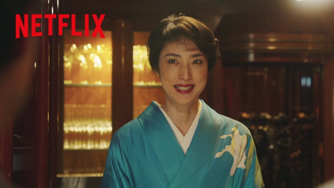 貫禄ありすぎて、出勤初日からママに間違えられる天海祐希👘 | 合理的にあり得ない ~探偵・上水流涼子の解明~ | Netflix Japan